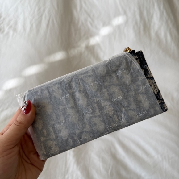 Dior Small Saddle Pouch with Chain - Picture 3 of 8